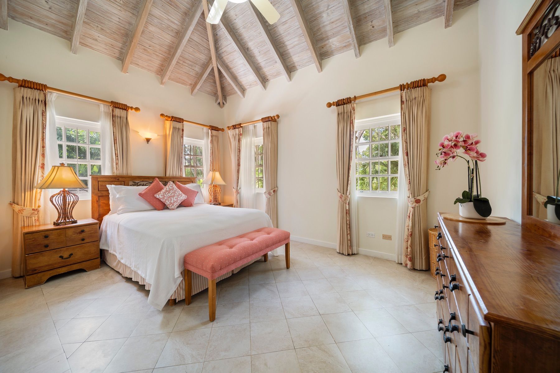 Sandalwood House villa photo.